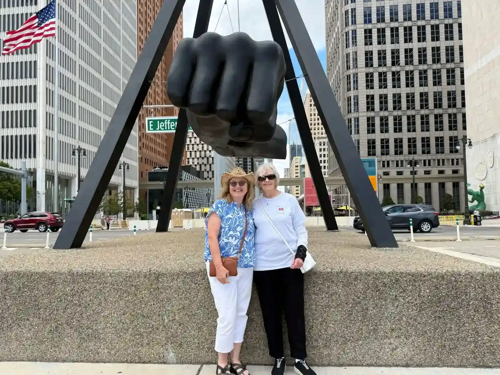 Detroit Art Deco & Icons: 2-Hour Downtown Walking Tour